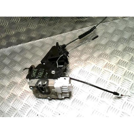 Serrure avant droit MERCEDES CLASSE B 245 PHASE 1 d’occasion