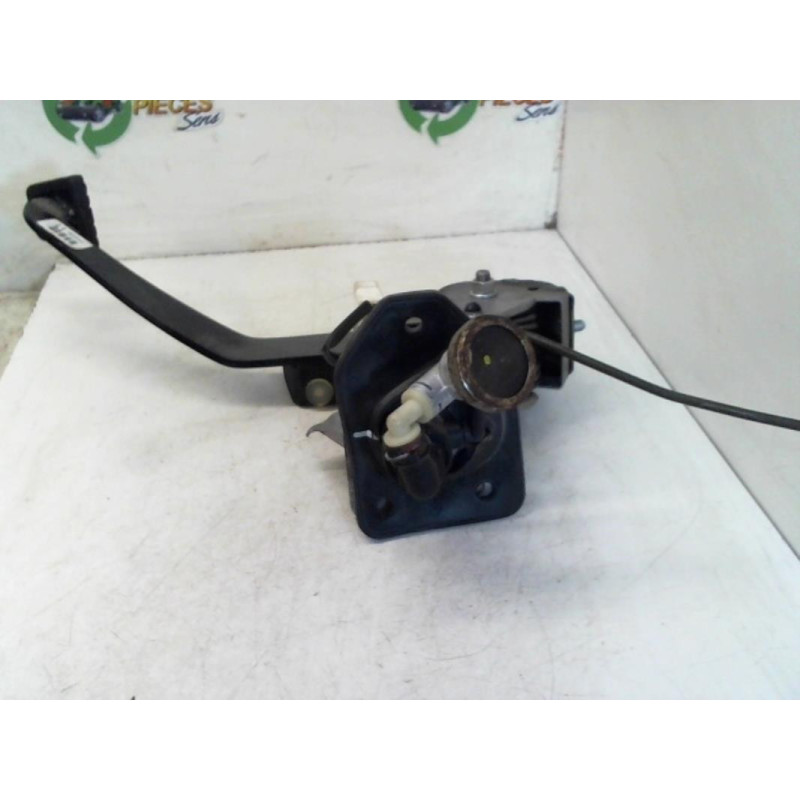 Pedalier d'embrayage KIA SPORTAGE 3 PHASE 1 d’occasion