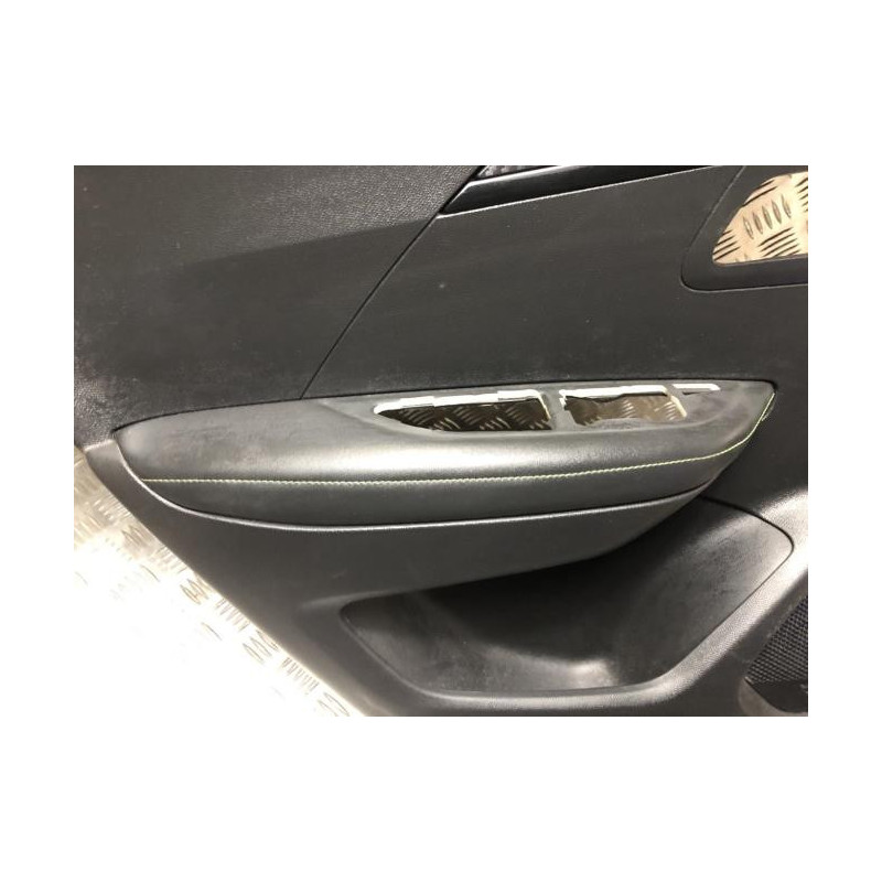 Panneau de porte arriere gauche PEUGEOT 2008 2 d’occasion
