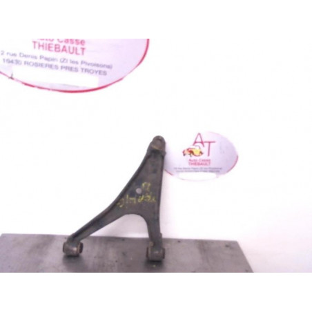 Triangle avant droit RENAULT TRAFIC d’occasion