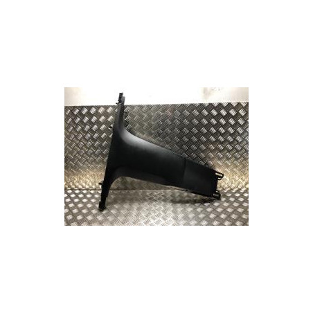 Garniture laterale arriere droite CITROEN C4 SPACETOURER d’occasion