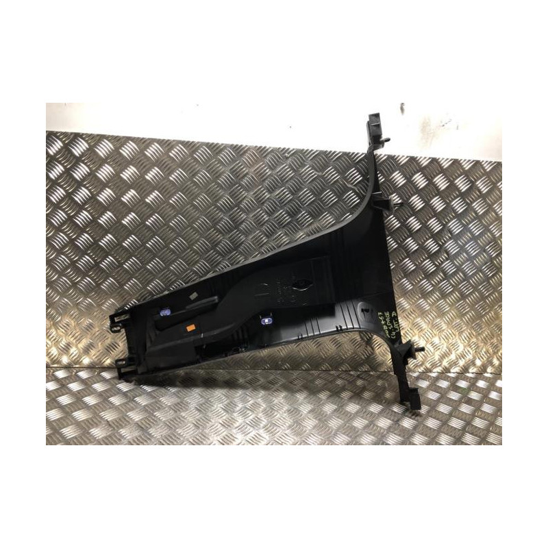 Garniture laterale arriere droite CITROEN C4 SPACETOURER d’occasion