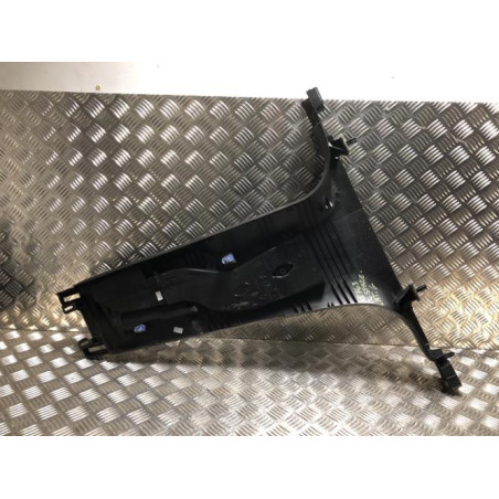 Garniture laterale arriere gauche CITROEN C4 SPACETOURER d’occasion