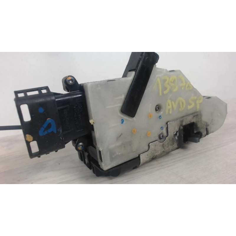 Serrure avant droit PEUGEOT 207 PHASE 1 d’occasion