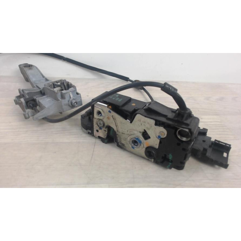 Serrure avant droit PEUGEOT 207 PHASE 1 d’occasion