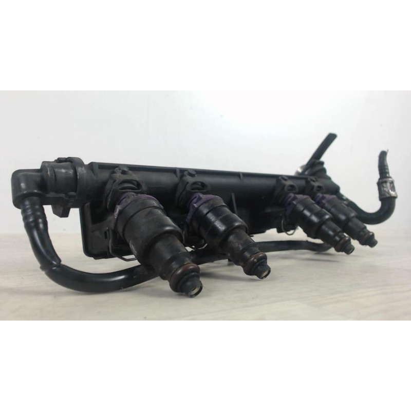 Rampe injection RENAULT CLIO 1 PHASE 3 d’occasion