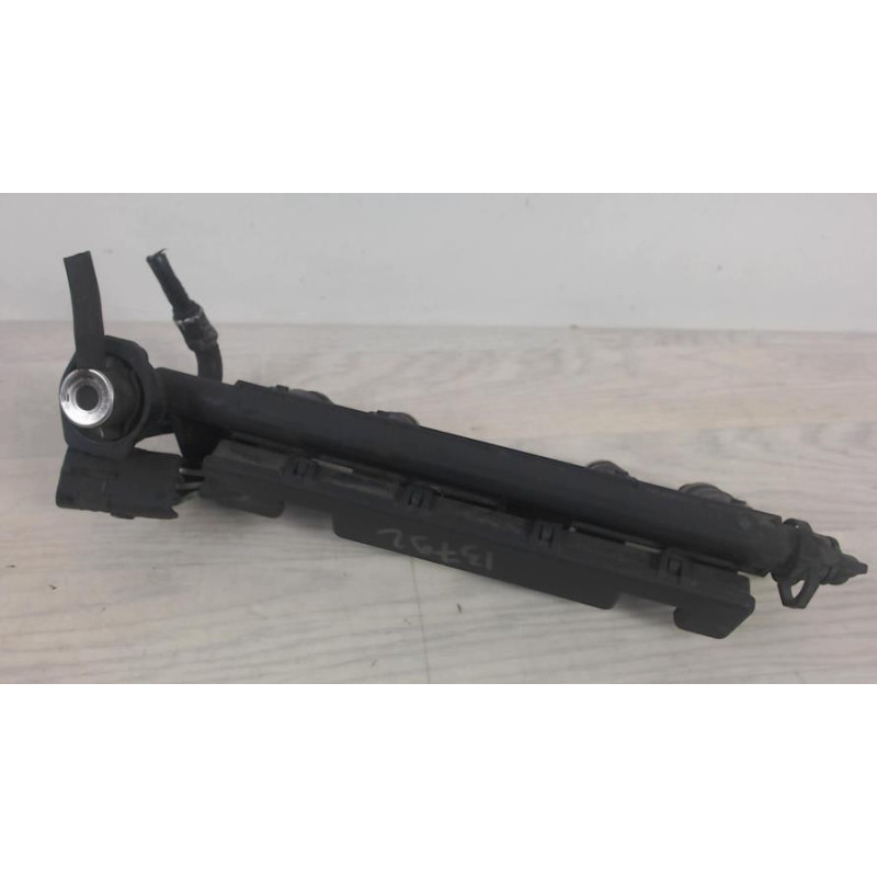 Rampe injection RENAULT CLIO 1 PHASE 3 d’occasion