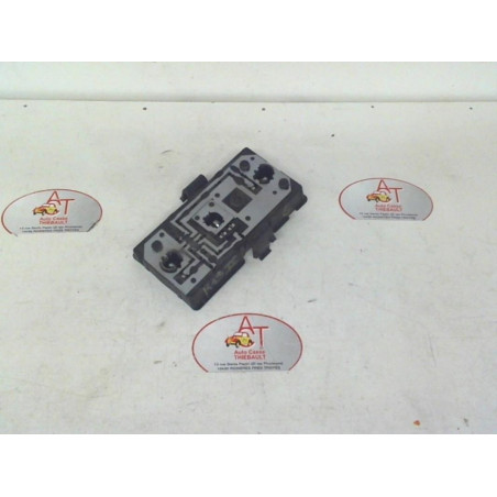 Platine feu arriere gauche RENAULT R19 PHASE 2 d’occasion