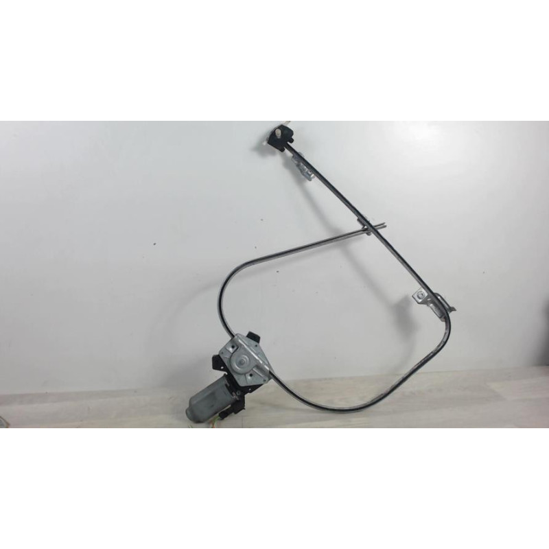 Leve vitre electrique avant gauche RENAULT CLIO 1 PHASE 3 d’occasion