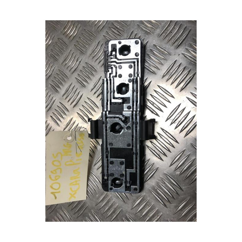Platine feu arriere gauche CITROEN XSARA PICASSO PHASE 1 d’occasion