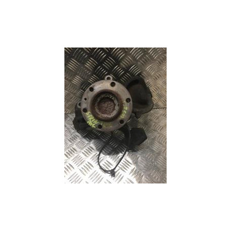 Fusee avant gauche MERCEDES SPRINTER 2 PHASE 1 d’occasion