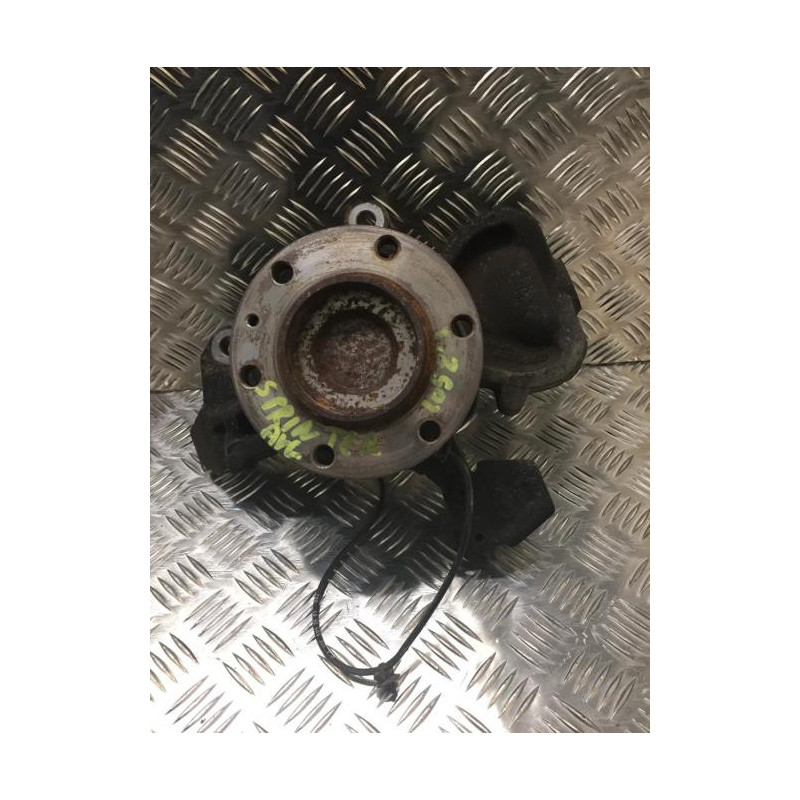 Fusee avant gauche MERCEDES SPRINTER 2 PHASE 1 d’occasion