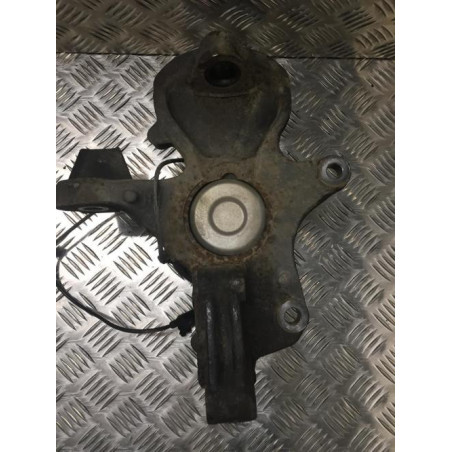 Fusee avant gauche MERCEDES SPRINTER 2 PHASE 1 d’occasion