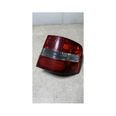 Feu arriere principal droit (feux) FIAT STILO BREAK d’occasion