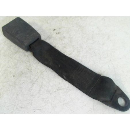 Attache ceinture arriere centrale FIAT PUNTO 1 PHASE 1 d’occasion