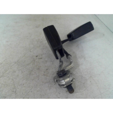 Attache ceinture arriere centrale AUDI  d’occasion