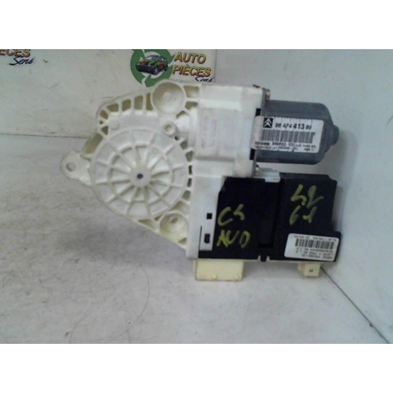 Moteur leve vitre avant droit CITROEN C4 1 PHASE 1 d’occasion