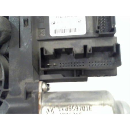 Moteur leve vitre avant droit VOLKSWAGEN GOLF 5 d’occasion
