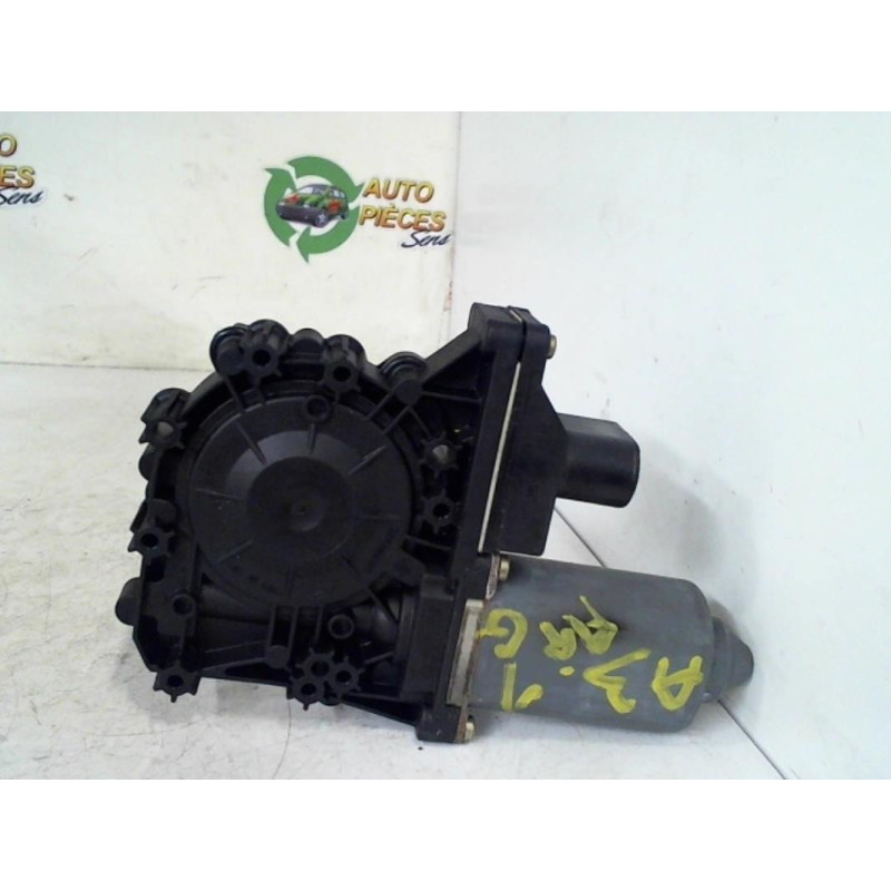 Moteur leve vitre arriere gauche AUDI  d’occasion