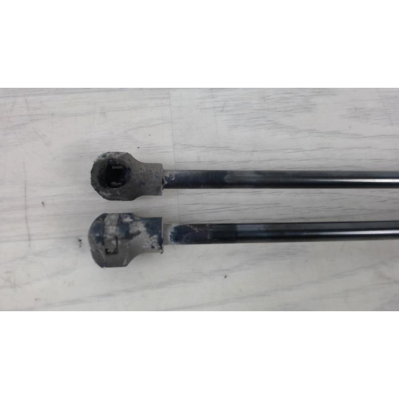 Verin de coffre RENAULT CLIO 4 PHASE 1 d’occasion
