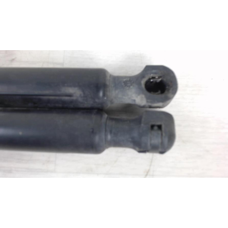 Verin de coffre RENAULT CLIO 4 PHASE 1 d’occasion