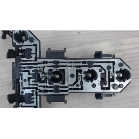 Platine feu arriere droit VOLKSWAGEN GOLF 4 d’occasion