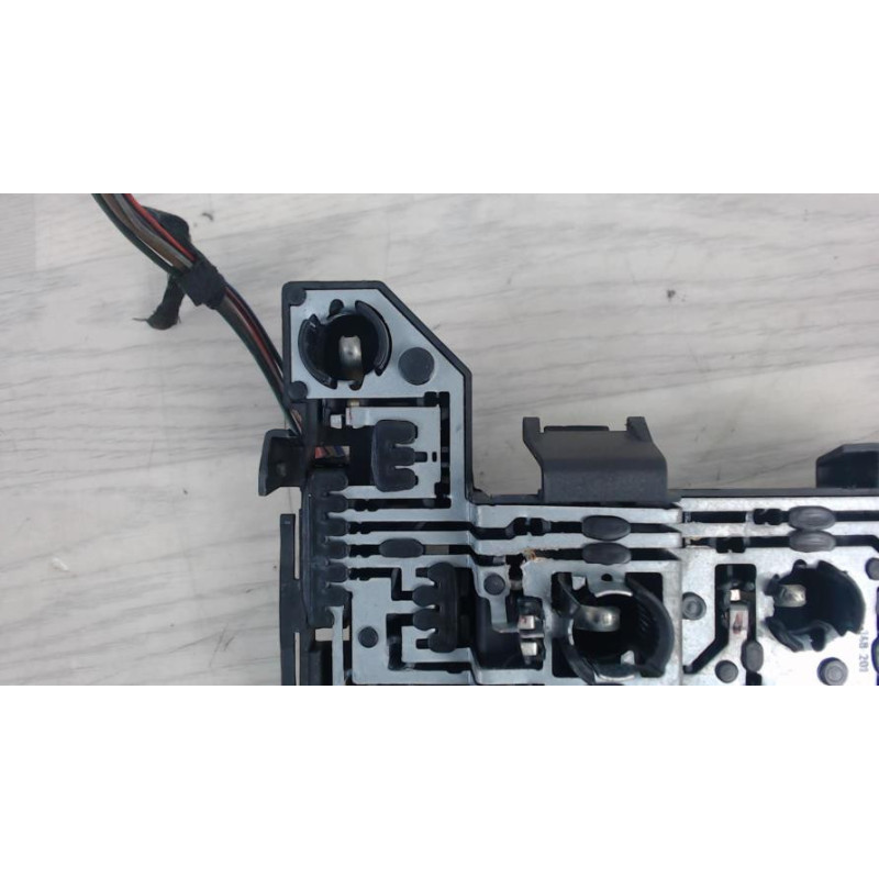 Platine feu arriere droit VOLKSWAGEN GOLF 4 d’occasion