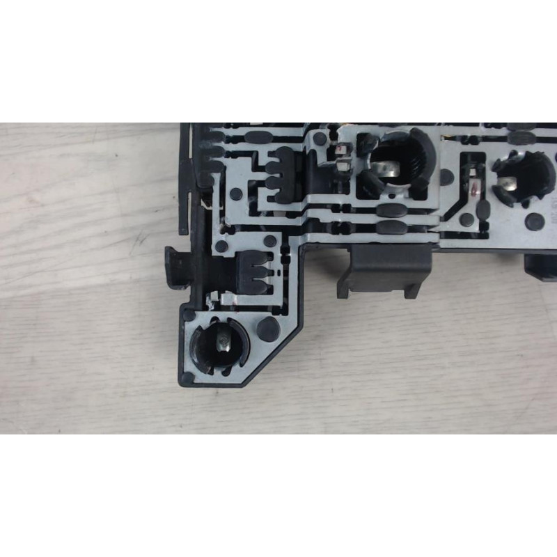 Platine feu arriere droit VOLKSWAGEN GOLF 4 d’occasion