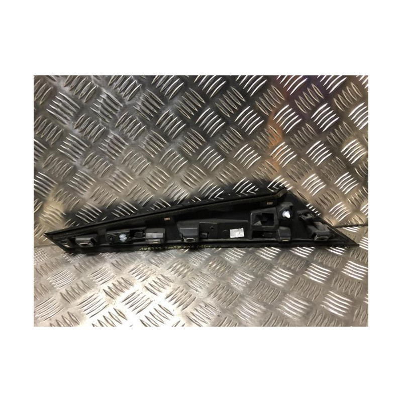 Baguette de coffre PEUGEOT 2008 2 d’occasion
