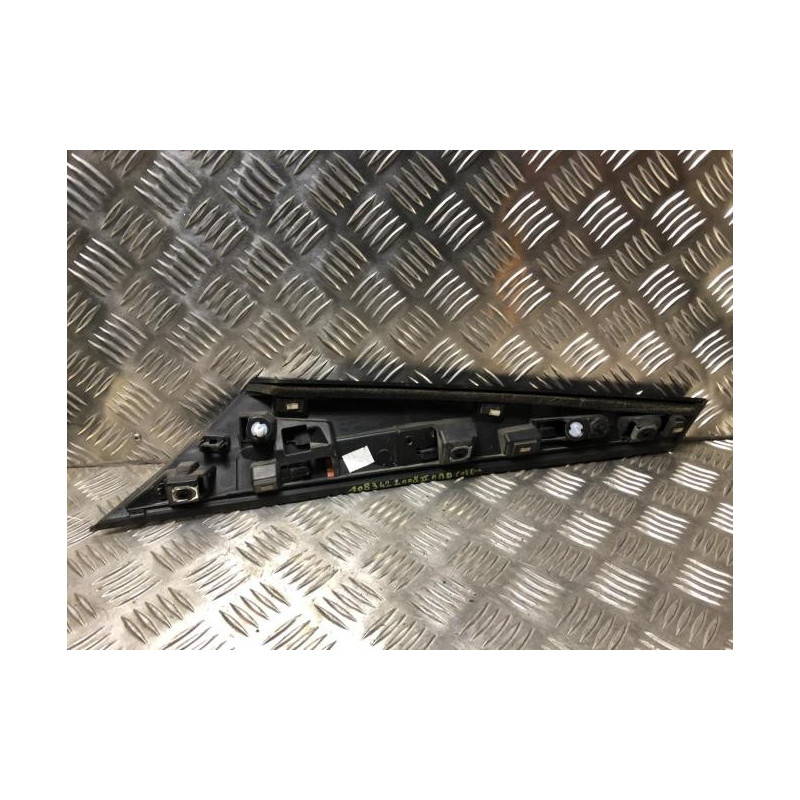 Baguette de coffre PEUGEOT 2008 2 d’occasion