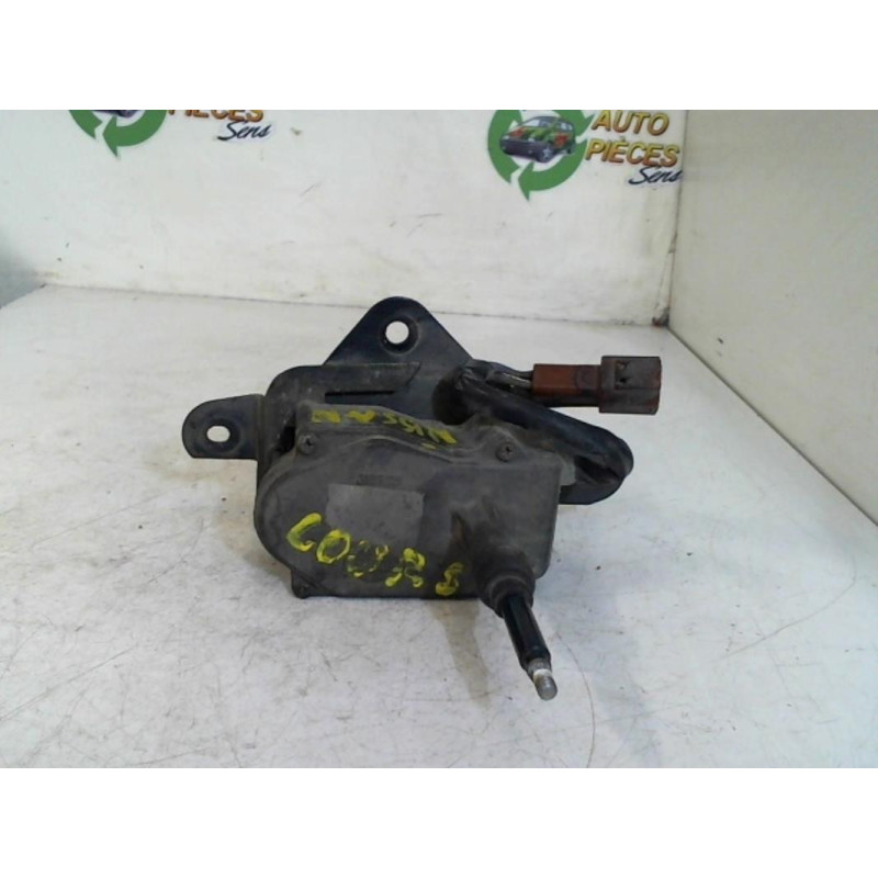 Moteur essuie glace avant gauche NISSAN  d’occasion