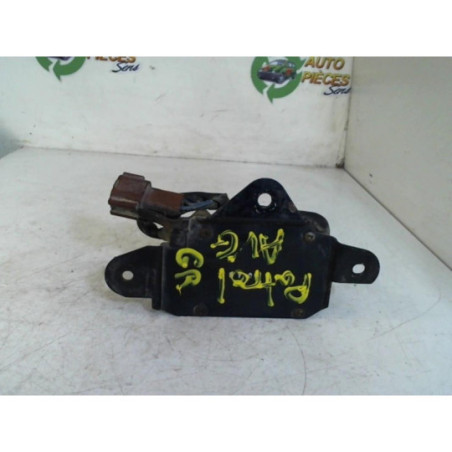 Moteur essuie glace avant gauche NISSAN  d’occasion