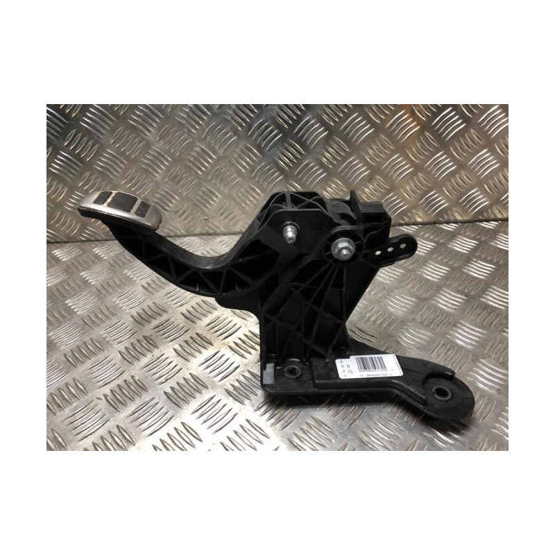 Pedalier d'embrayage PEUGEOT 2008 2 d’occasion