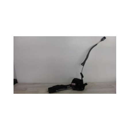 Serrure avant droit RENAULT CLIO 4 PHASE 1 d’occasion