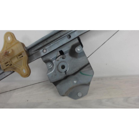 Leve vitre electrique avant droit RENAULT CLIO 4 PHASE 1 d’occasion