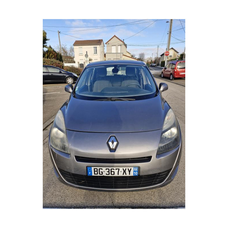 Support de pare chocs avant RENAULT GRAND SCENIC 3 PHASE 1 d’occasion