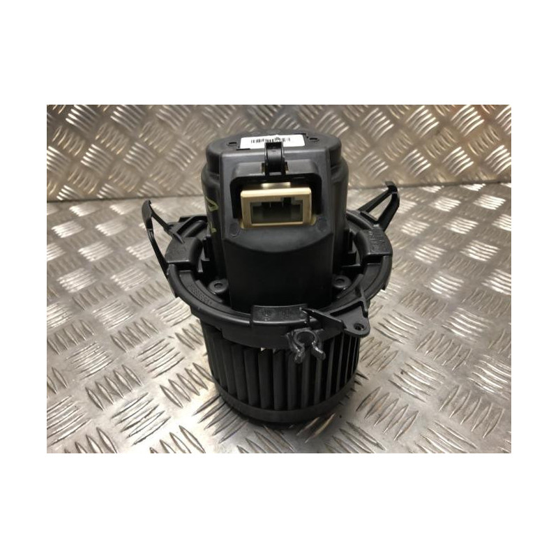 Ventilateur chauffage RENAULT CLIO 4 PHASE 1 d’occasion