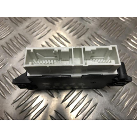 Boitier d'aide au stationnement PEUGEOT 2008 2 d’occasion