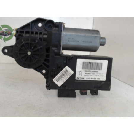 Moteur leve vitre avant droit PEUGEOT  d’occasion