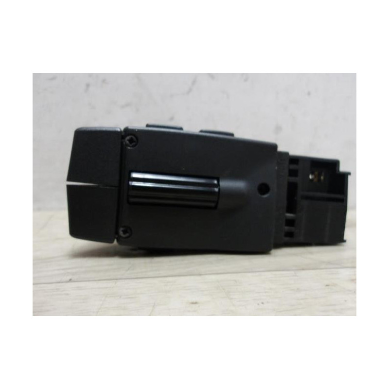 Commande autoradio RENAULT CLIO 4 PHASE 1 d’occasion