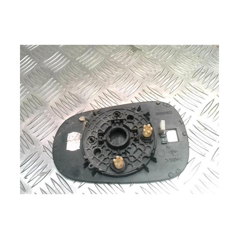 Glace retroviseur droit RENAULT CLIO 2 PHASE 2 d’occasion