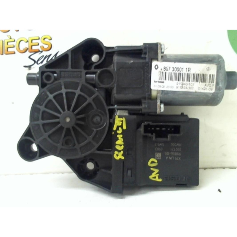 Moteur leve vitre avant droit RENAULT GRAND SCENIC 3 PHASE 1 d’occasion