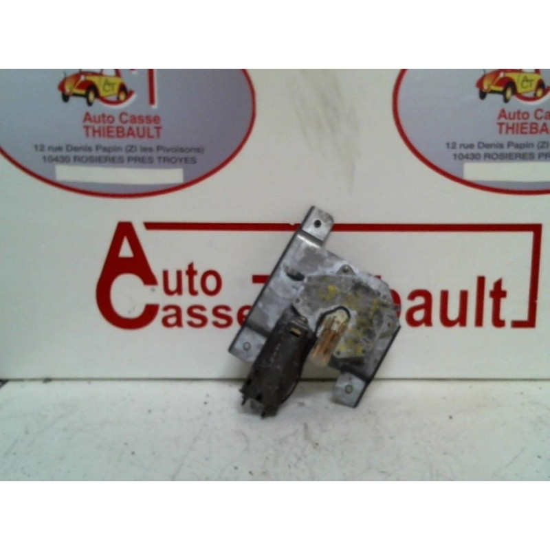 Mot. essuie glace avant VOLKSWAGEN GOLF II d’occasion