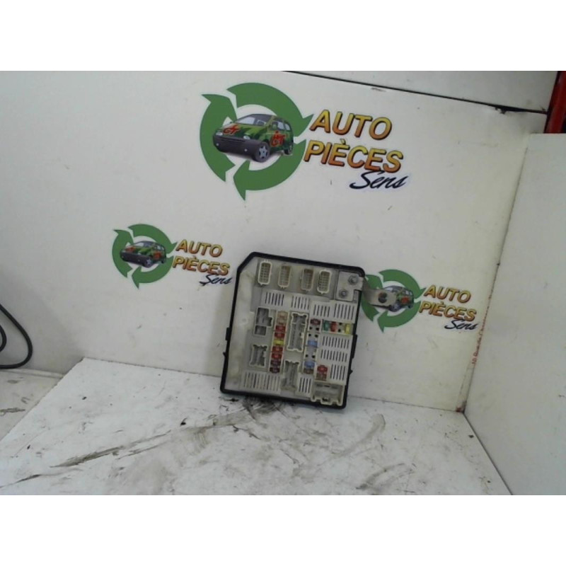 Boitier servitude moteur (BSM) RENAULT SCENIC 2 PHASE 1 d’occasion