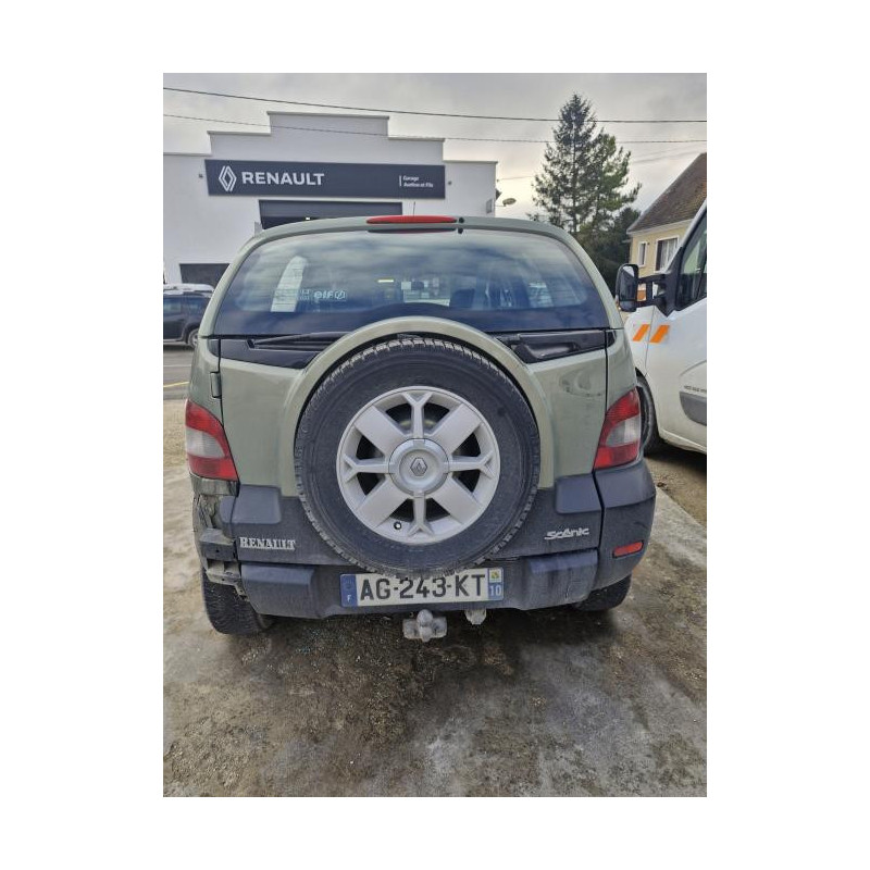 Pare choc avant RENAULT SCENIC 1 PHASE 2 d’occasion