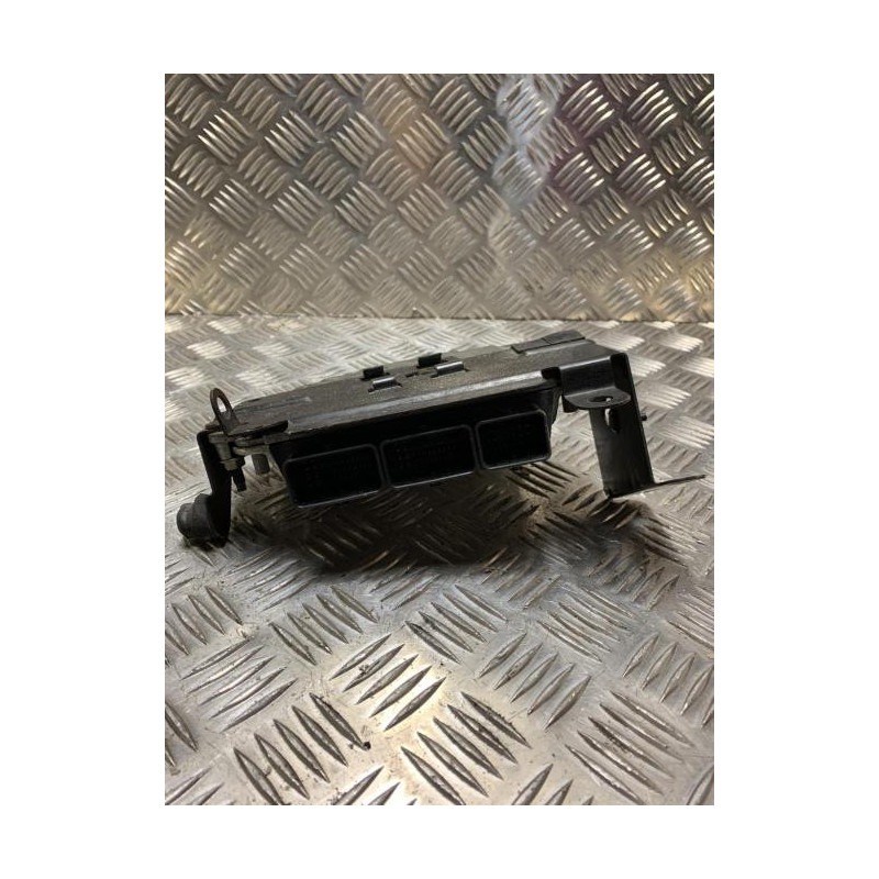 Calculateur moteur RENAULT SCENIC 1 PHASE 2 d’occasion