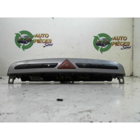 Bouton de warning PEUGEOT 308 1 PHASE 1 d’occasion