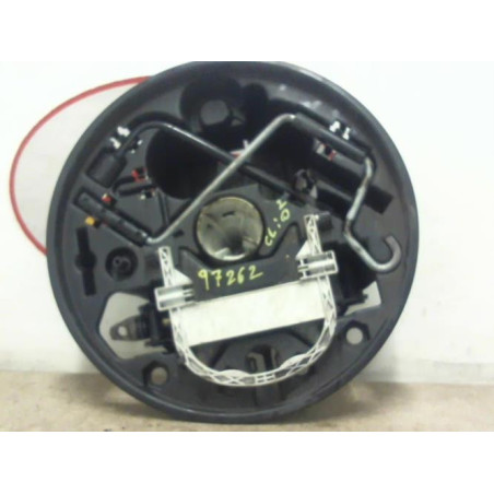 Cric (Ensemble depannage) RENAULT CLIO 2 PHASE 2 d’occasion