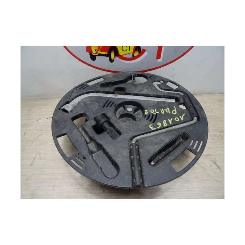 Cric (Ensemble depannage) FIAT PUNTO 2 d’occasion