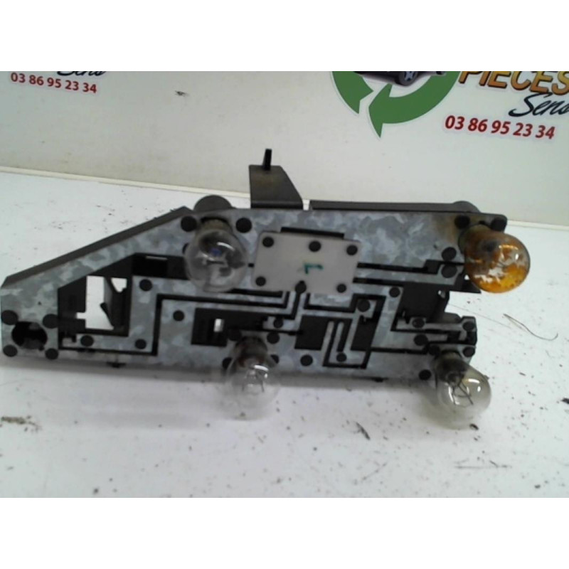 Platine feu arriere droit PEUGEOT 406 PHASE 2 d’occasion
